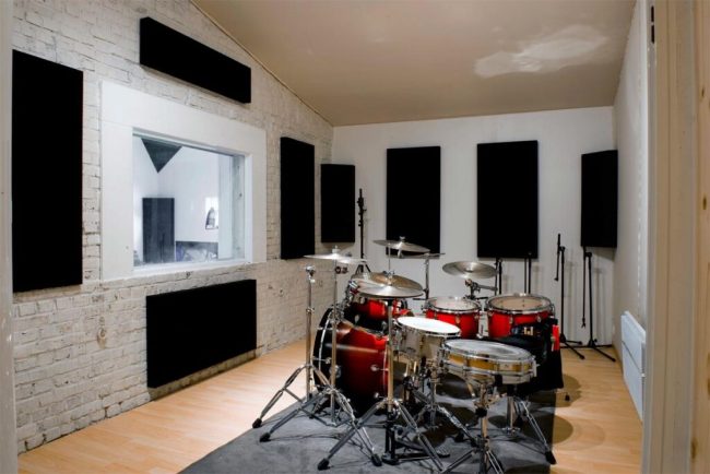 Corner Mounted Bass Trap Kit - Image 3