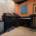 Silent Kid, Tracking Room
